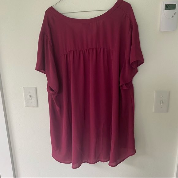Torrid wine blouse top size 3 - Picture 2 of 3